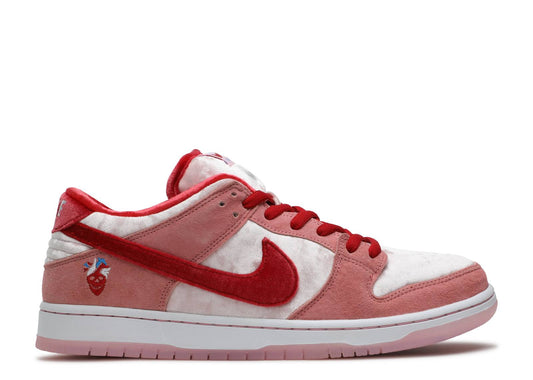 StrangeLove X Dunk Low SB "Valentine's Day"