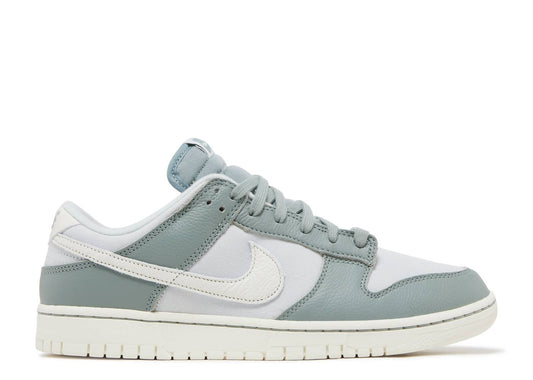 Nike Dunk Low 'Mica Green'
