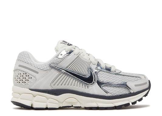Nike Air Zoom Vomero 5 'Photon Dust Metallic Silver'